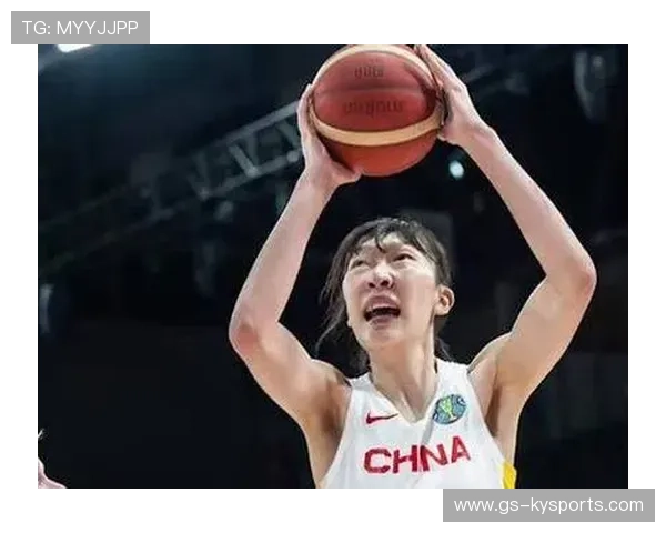中国女篮热身赛大胜法国，韩旭李梦合砍50分，中国女篮对法国女篮比赛直播